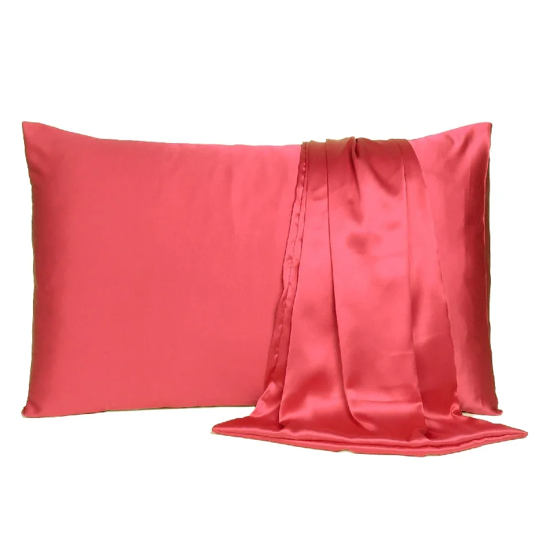 HomeRoots Poppy Red Dreamy Set Of 2 Silky Satin Queen Pillowcases