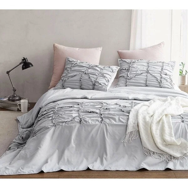 BYB Alexandra Textured Oversized Comforter - Glacier Gray