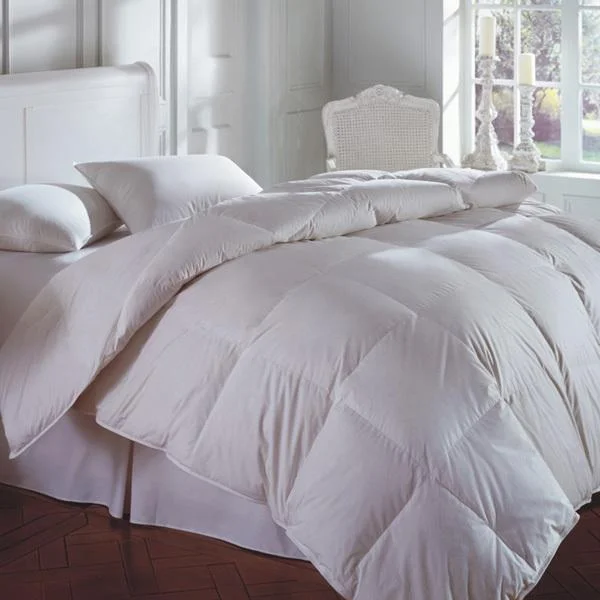 Cascada Summit White Goose Down Comforter by Downright