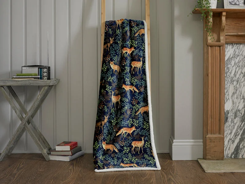 Microfiber blankets that are durable and easy to care forFox and Deer Navy Sherpa Printed Soft Fleece 140x180cm Throw