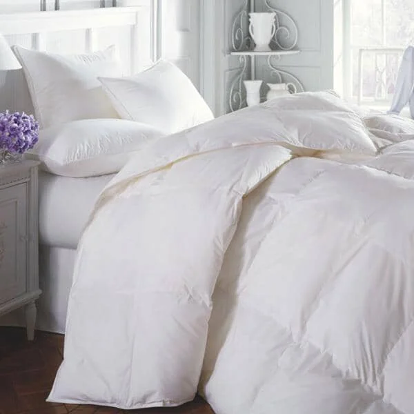 Sierra Summer Weight Down Alternative Comforter by Downright