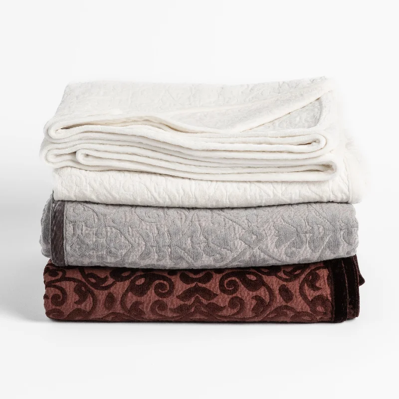 Chenille blankets with a thick and fuzzy textureVienna Blanket